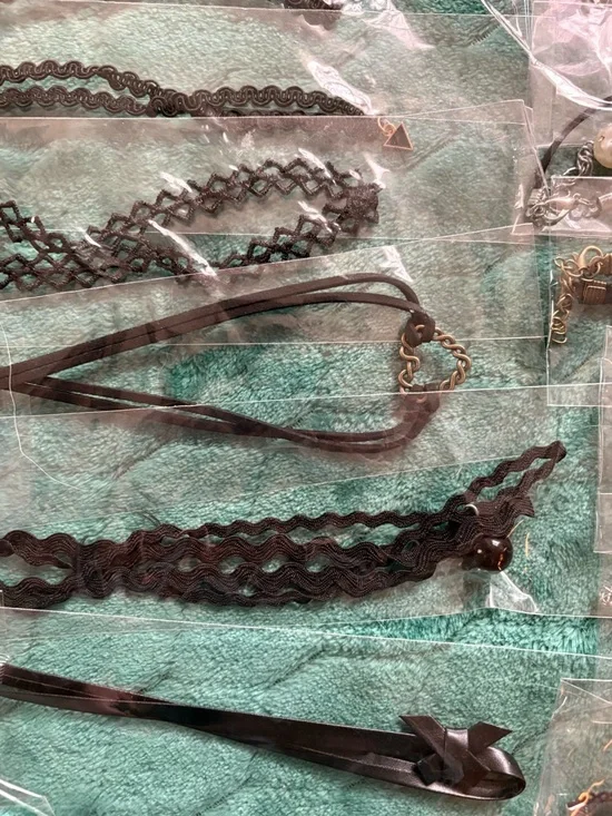 Choker Necklace Bundle Lot of 18 – Black Lace Velvet Goth Y2K Mix - Picture 6 of 9